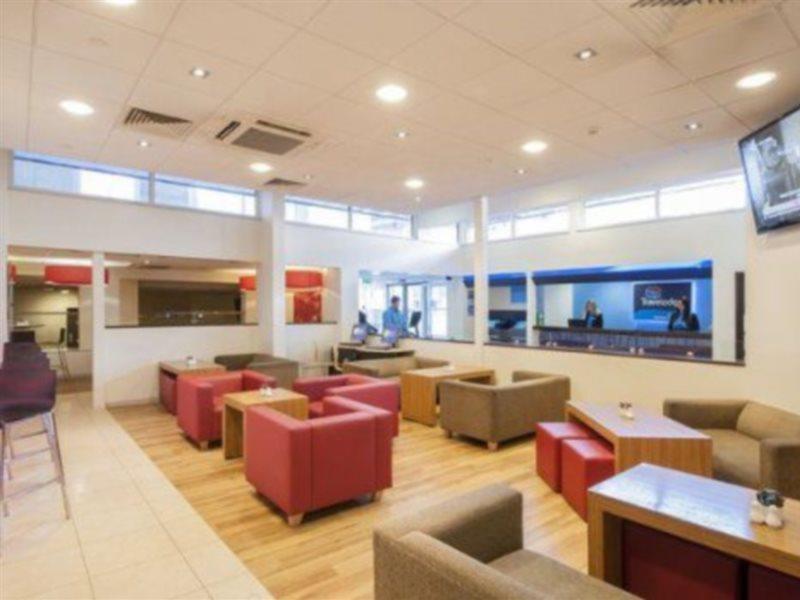 Travelodge London Covent Garden 외부 사진