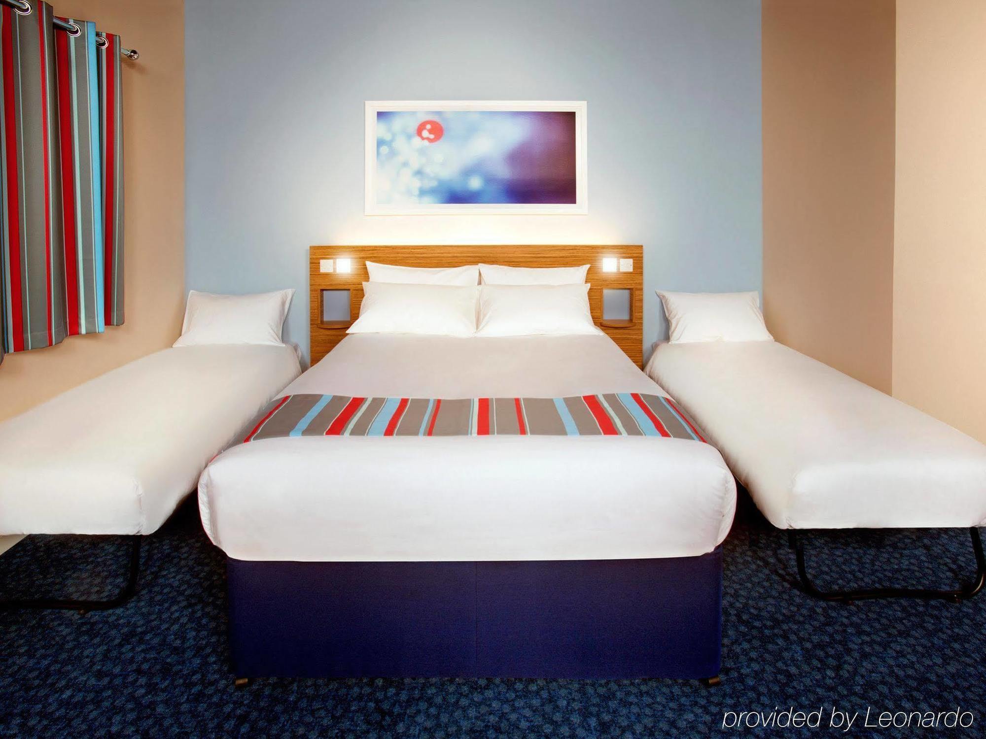 Travelodge London Covent Garden 외부 사진